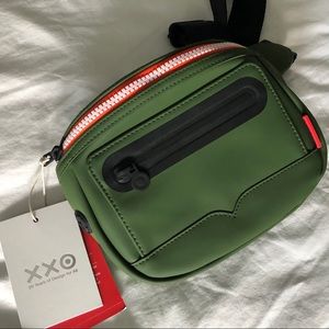 NWT - Hunter for Target Green Fanny Pack Bum Bag